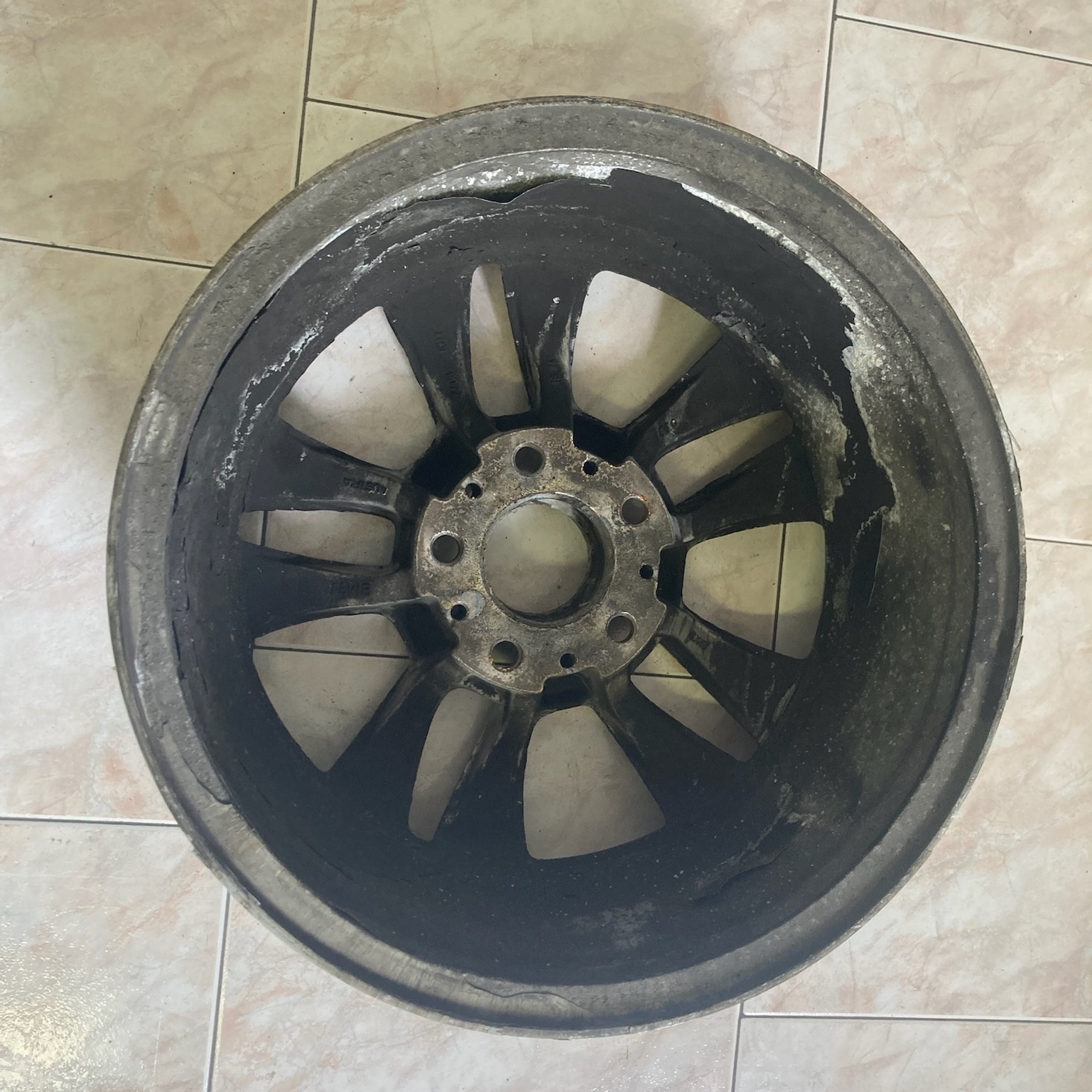 Verniciatura cerchi BMW 154 – Serie 3 - Dettaglio 5